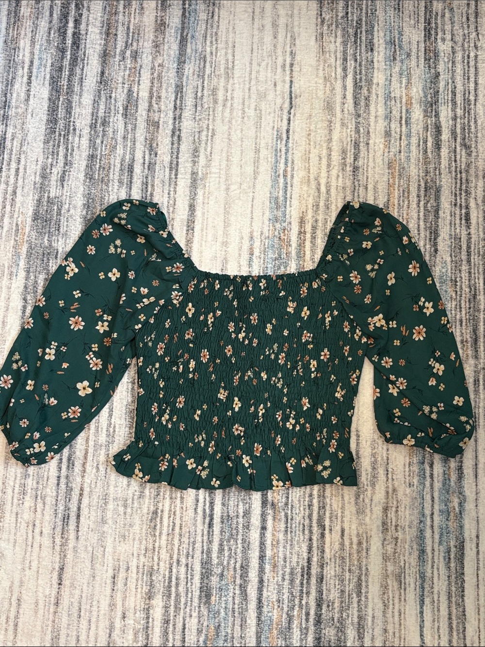 Paper Crane Dark Green Floral Smocked Puff Sleeve Top